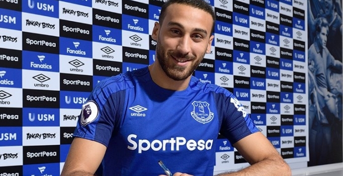 Cenk Tosun resmen Everton'da