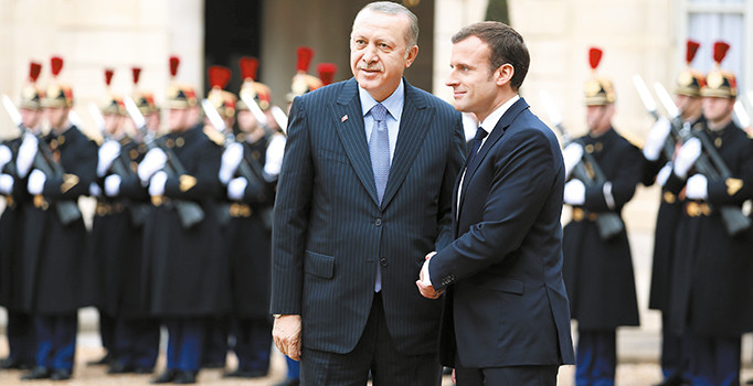 Suriye'de jest Avrupa'da rest