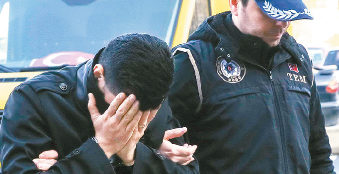 ‘Firariler aradı, ben kaçtım’