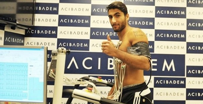 Beşiktaş Aras Özbiliz'in Rayo Vallecano'ya kiralandığını KAP'a bildirdi