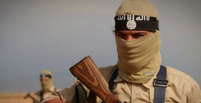 Fransa’da DEAŞ’a bağış yapan 416 kişi tespit edildi