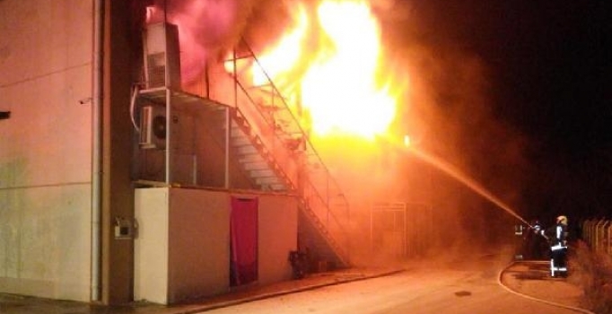 Denizli'de dokuma atölyesinde yangın