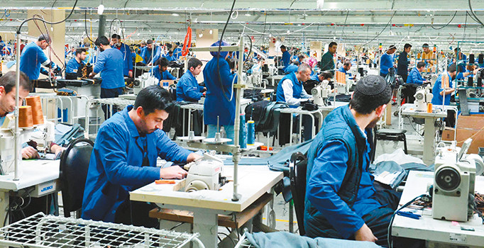 Otomotiv ve tekstil çarkları hızlandırdı