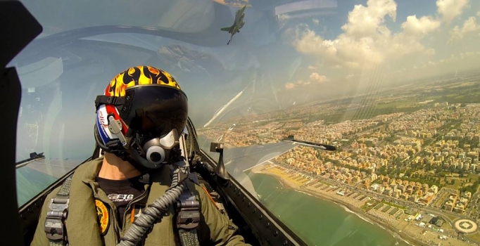 Hollanda da Suriye'de IŞİD hedeflerini vuracak