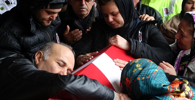 Rüzgar Çetin'in çarptığı şehit polis İsmet Fatih Alagöz Çorum'da son yolculuğuna uğurlandı