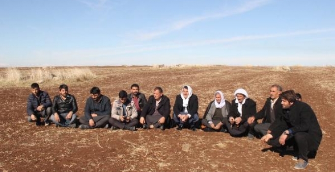 Şanlıurfa'da çiftçiler, yağmur duasına çıktı