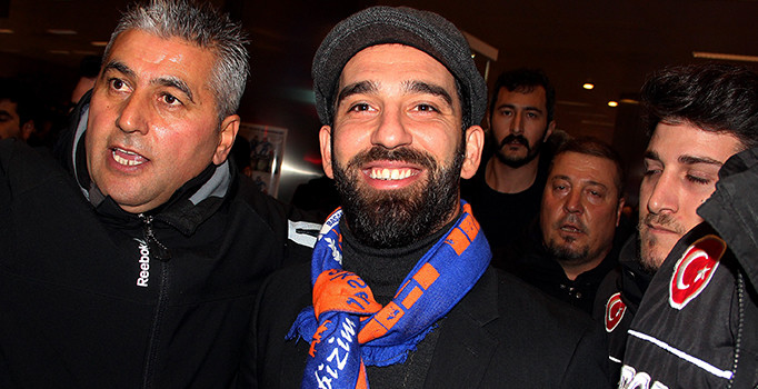 Arda Turan İstanbul'da! İşte ilk sözleri