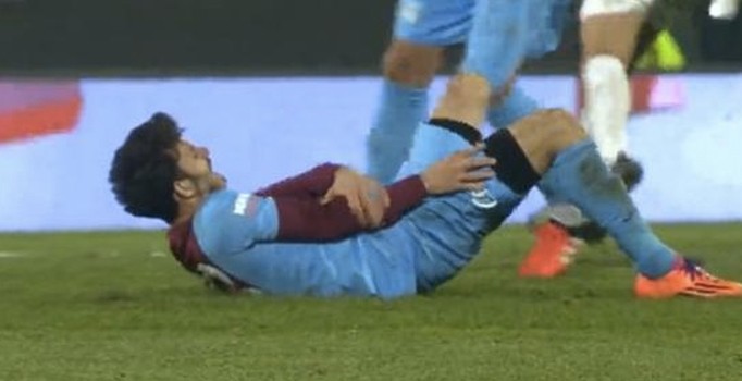 Trabzonspor'un yeni transferi Güray Vural'ın kolu çıktı