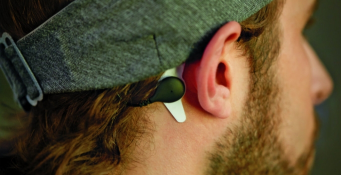 Philips uykuya yardımcı olan kafa bandını tanıttı