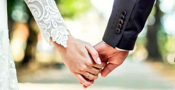 Yargıtay kocanın eşine harçlık vermemesini boşanma sebebi saydı