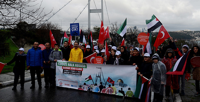 Üsküdar'da binlerce kişi Kudüs için koştu