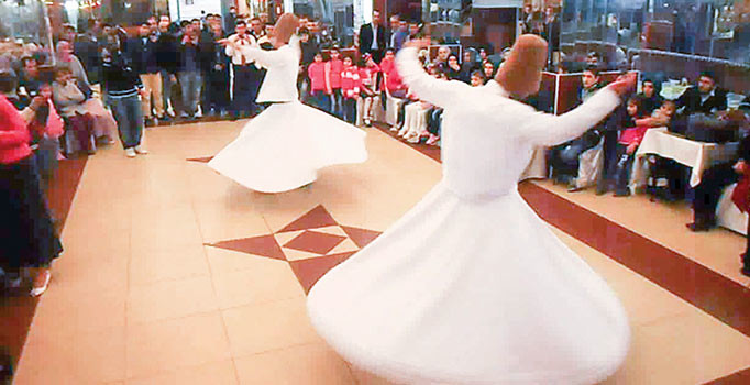 Prof. Dr. Mehmet Evkuran yazdı: Entelektüeller dine küsüyor mu?