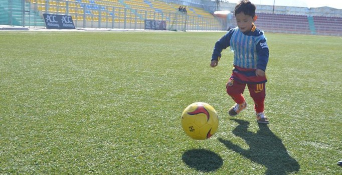 Messi Afgan hayranı çocukla İspanya veya 3. bir ülkede görüşecek