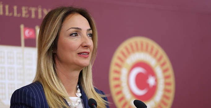 CHP'de Aylin Nazlıaka kesin ihraç talebiyle disiplin kuruluna sevk edildi