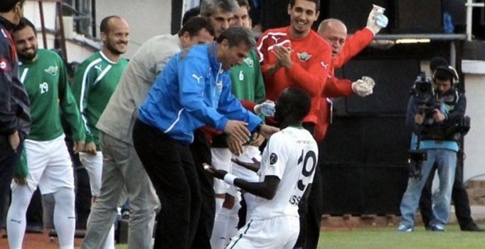 Hamza Hamzaoğlu: Niasse'nin 13 milyon sterline Everton'a transfer olması bir dramdır