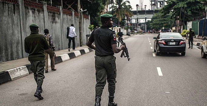 Nijerya'da trafik kazası: 16 ölü