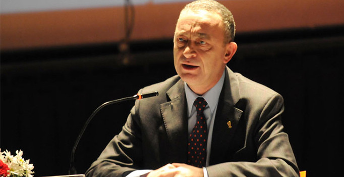 Ümit Kocasakal CHP Genel Başkanlığı'na aday oldu