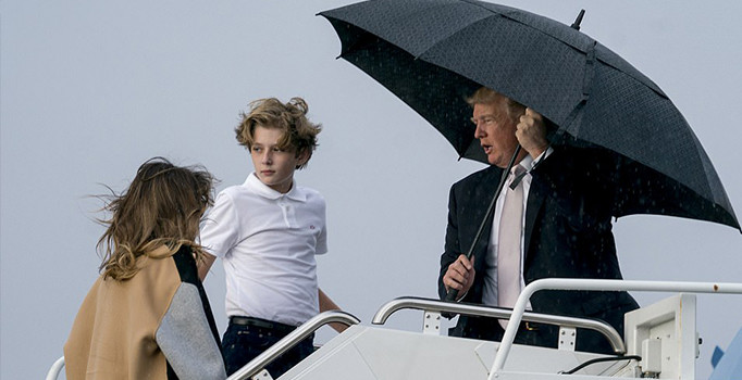 Trump'tan yine sıra dışı davranış