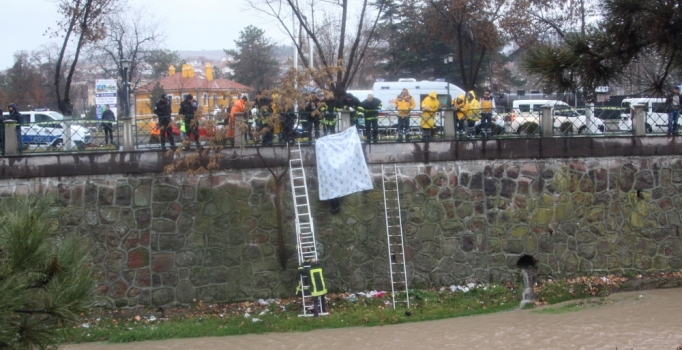 Afganistan’dan Pakistan’a suçlama