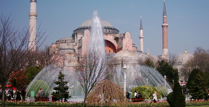 Türkiye'ye gelenler en çok bu yerleri geziyor