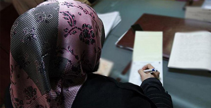 İtalya'da başörtülü avukat mahkeme salonundan çıkarıldı