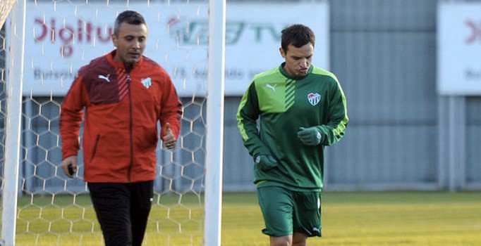 Bursaspor Başkanı Ali Ay: "Batalla bu sezon da bizimle"