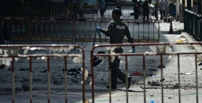 Tayland'da bombalı saldırı