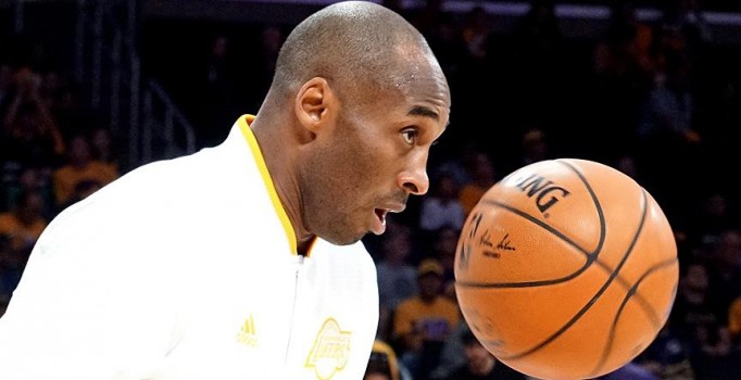 NBA'de Kobe Bryant 27 sayıyla Los Angeles Lakers'ı sırtladı