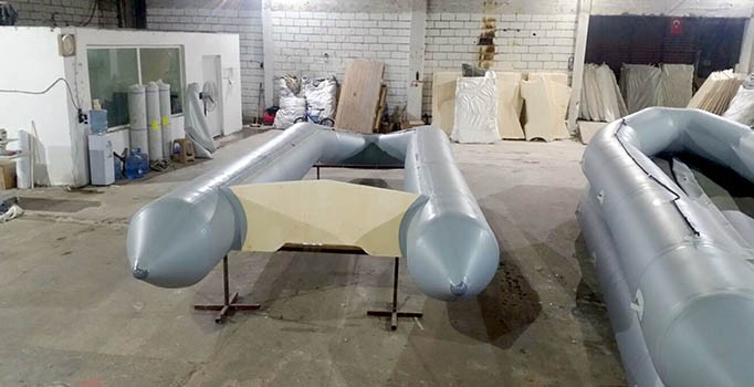 İzmir'de mülteci botu imalathanesine operasyon