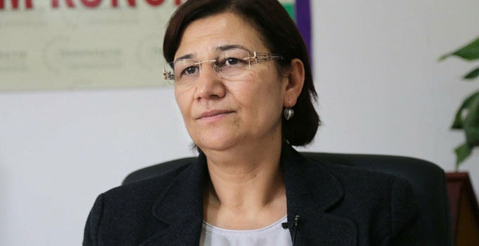 DTK Eş Başkanı Leyla Güven gözaltına alındı
