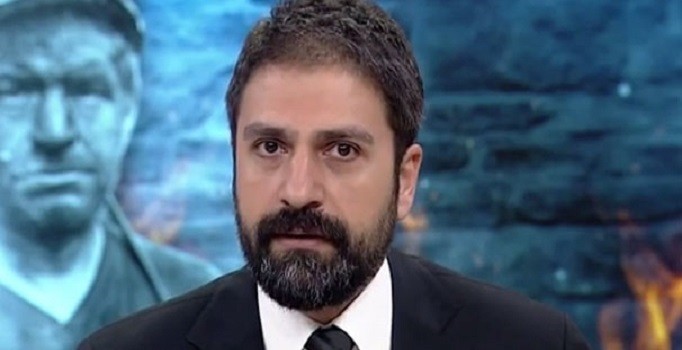 Erhan Çelik'ten maaş iddialarına Twitter hesabından cevap verdi