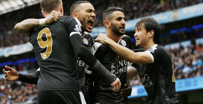 Leicester City, Manchester City'i dağıttı