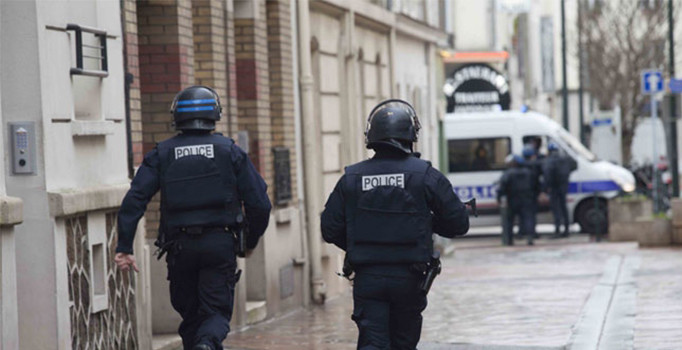 Fransa'da 7 PKK yandaşına hapis cezası