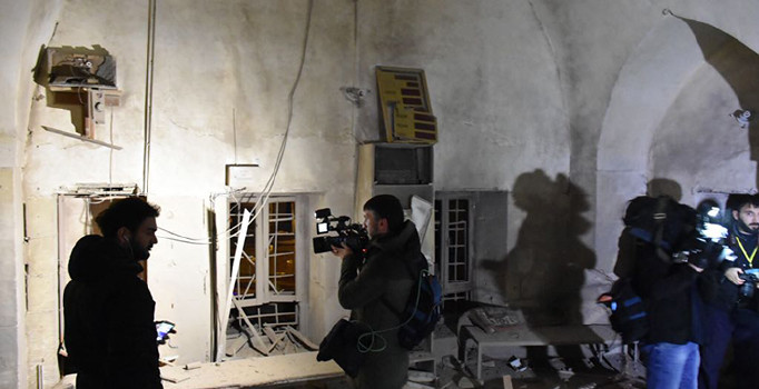 Son dakika! YPG Kilis’teki camiye roket attı: Ölü ve yaralılar var