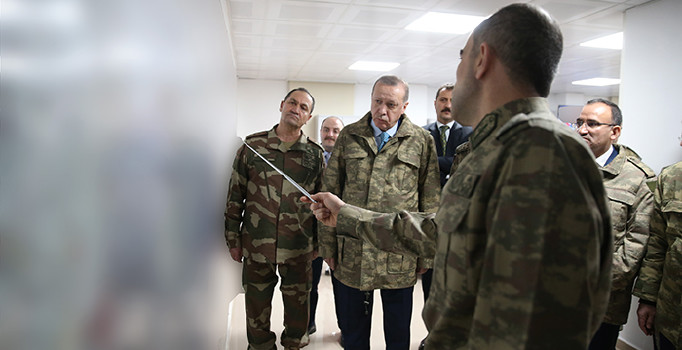 Son dakika! Cumhurbaşkanı Erdoğan Suriye sınırında... İşte ilk fotoğraflar