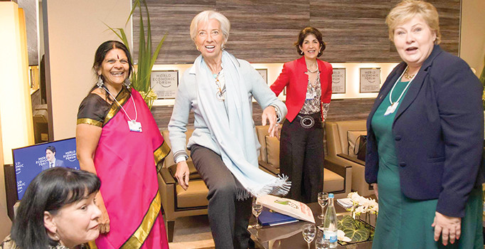 Davos’ta gündem para değil siyaset