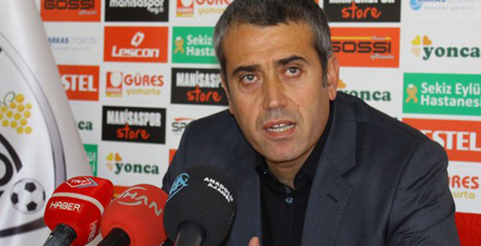 Kasımpaşa Teknik Direktörü Kemal Özdeş istifa etti