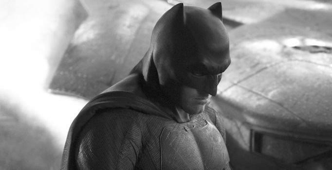 Batman'in bire bir gerçek boyutunda figürü piyasaya sürüldü