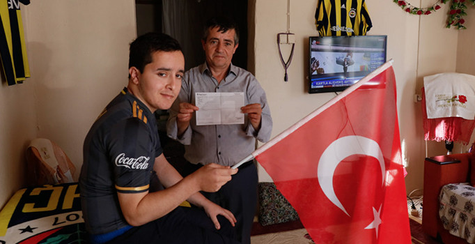 Mehmetçik'e destek "engel" tanımıyor