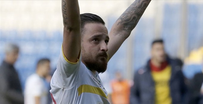 Tahkim Kurulu Deniz Naki'nin 12 maçlık cezasını onadı