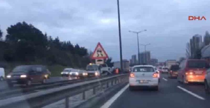 Son dakika! TEM'de kaza yoğunluğu yaşanıyor