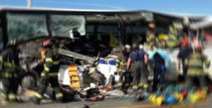 Brezilya'da otobüs devrildi: 7 ölü