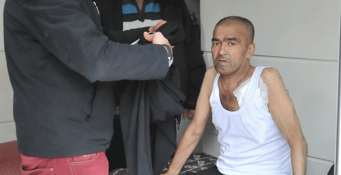 Şanlıurfa'da engelli şoför taksi durağına sığındı