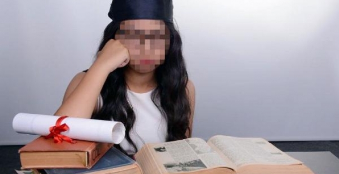 Sınav kaygısı için psikiyatristin verdiği ilaçları kullandı, yoğun bakımda