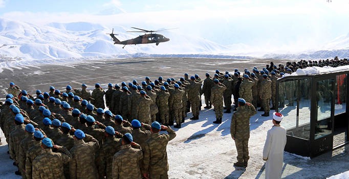 Yüksekova'da şehit düşen Abdulkadir Oğuz için tören düzenlendi