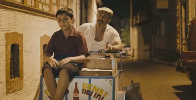 "İftarlık Gazoz" filminin yapımcısı Elif Dağdeviren'den açıklama: Kemal ismi Cem'in oğlundan