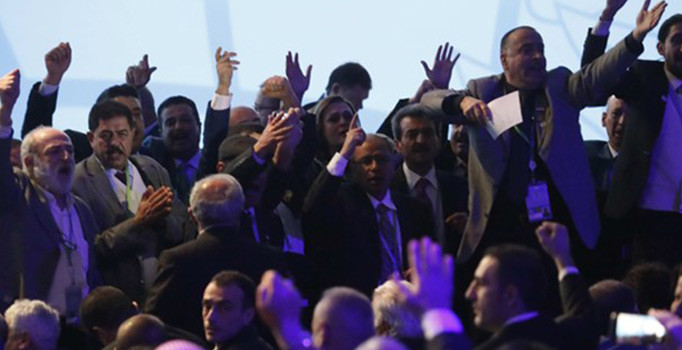 Muhalifler Soçi'de yetkiyi Türkiye'ye bıraktı