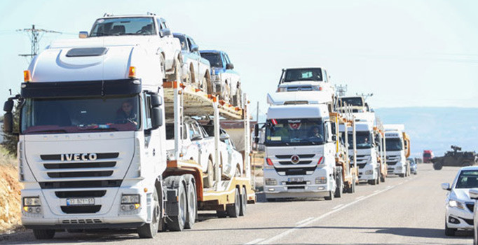 ÖSO güçleri sınırı geçti! Dikkat çeken fotoğraflar