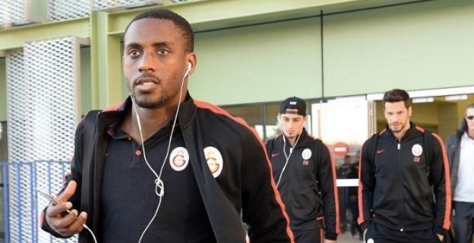 Galatasaray'ı İzmir'de 2 kişi karşıladı