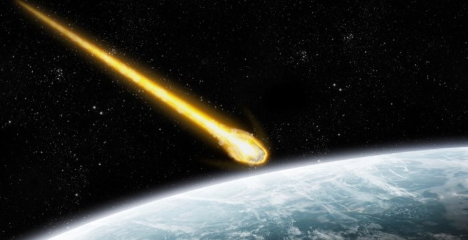 Hindistan'da bir kişi meteor düşmesi sonucu öldü
